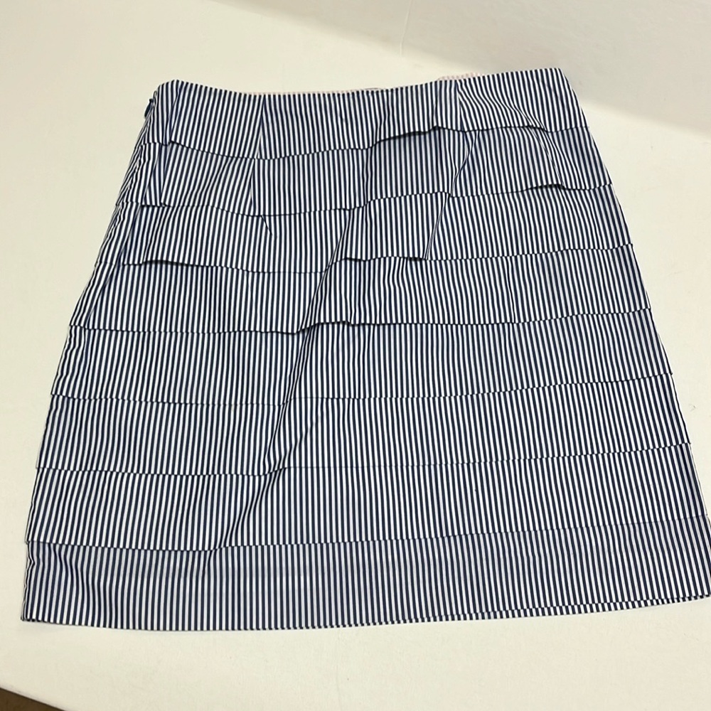 Vineyard Vines skirt